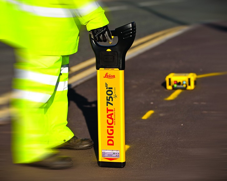 Leica Geosystems Inc. - Digicat 750i Utility Locators Leica Geosystems Inc. - Digicat 750i Utility Locators