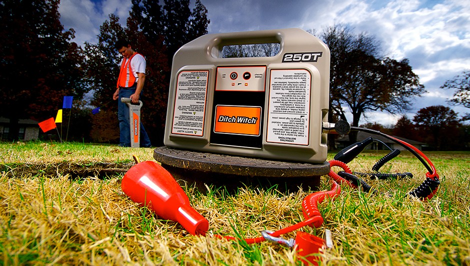 Ditch Witch - 250R/T Utility Locators Ditch Witch - 250R/T Utility Locators
