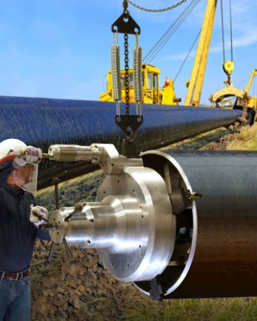 Pipe beveling tool preps large pipe for precision welds Pipe beveling tool preps large pipe for precision welds