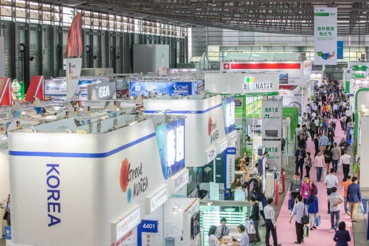 Full halls at IE expo 2015