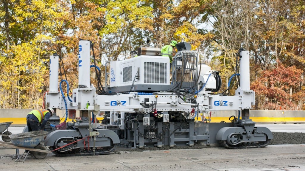 G&Z's S400 slipform paver is an ideal entry-level machine
