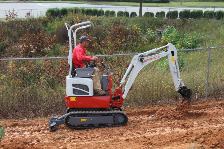TB210R Compact Excavator