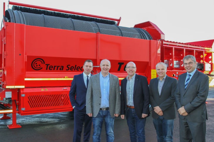 L to R: Thomas Hein, managing director of the Eggersmann Group,  Bernd, Christian and Andreas Farwick, managing directors of Terra Select, and Karlgünter Eggersmann, managing director of the Eggersmann Group.