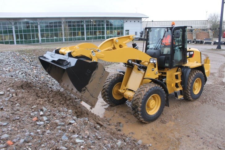 The new Cat 918M Compact Wheel Loader. 