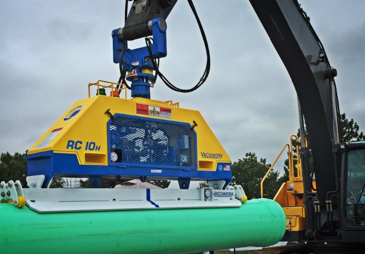 RC series hydraulic vacuum lifting systems are designed to handle materials from 22,000 to 44,000 lb.