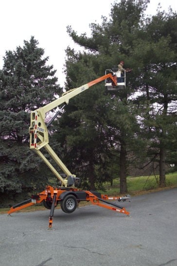 JLG T350 TOWABLE ARTICULATING 35' BOOM LIFT HEIGHT BOOM LIFT Basket Rotate Opt. 