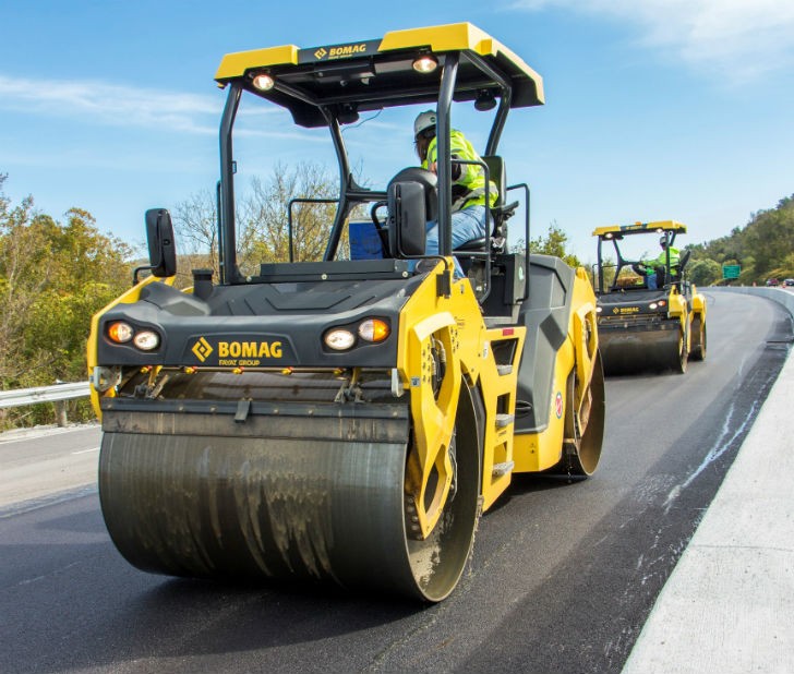 Dash 5 series tandem vibratory rollers.