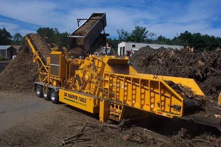 Continental Biomass Industries, Inc. - Magnum Force 8600 Portable Horizontal Grinders