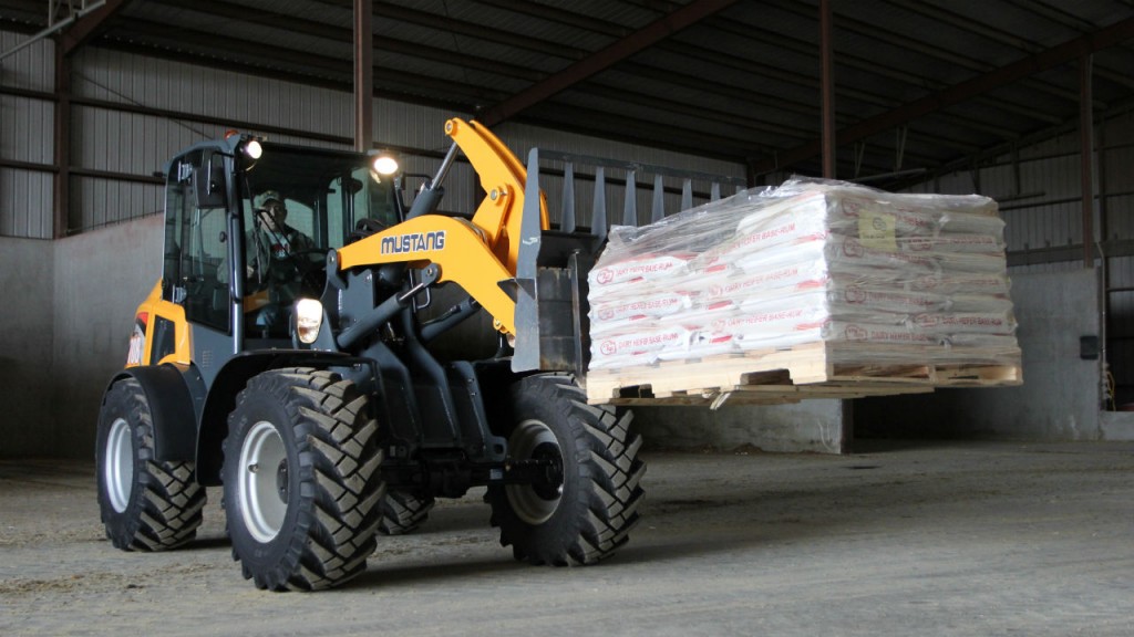 Mustang 708 articulated loader.