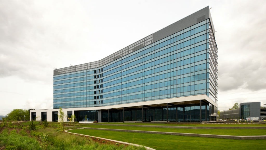 The new nine-story headquarters building  has 268,000 square-foot  and is located s in North Portland, Oregon.