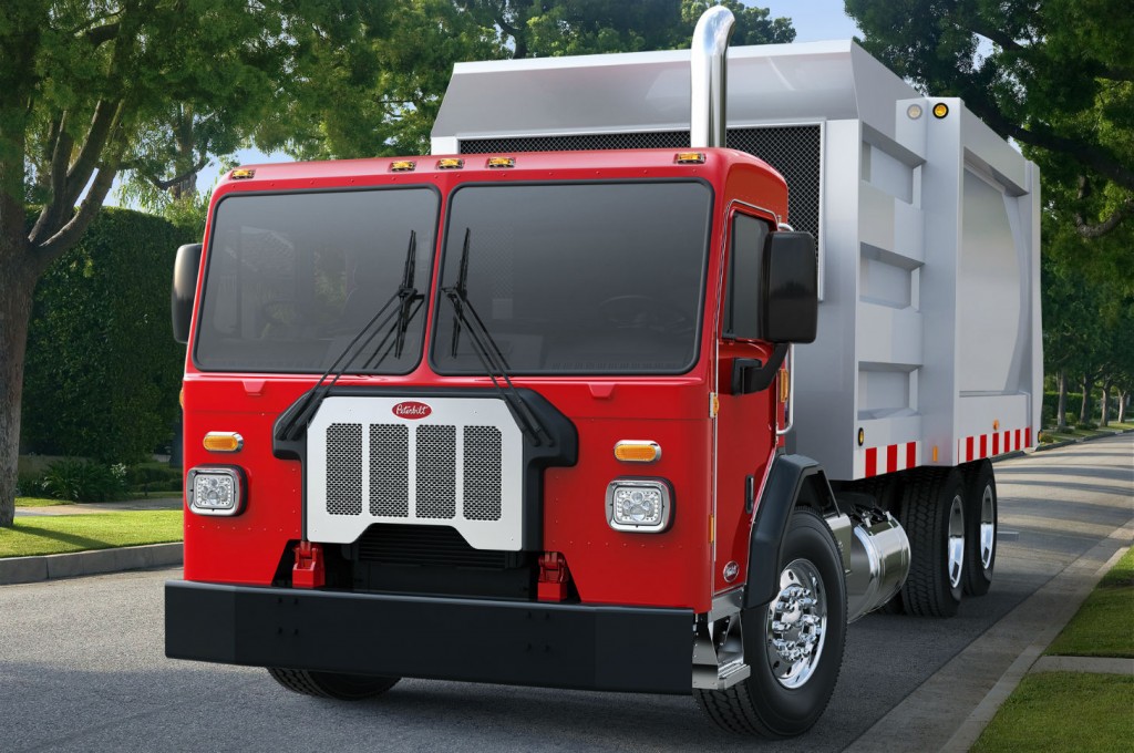 The Model 520 can also be powered by natural gas with both 9- and 11-liter engine options available.
