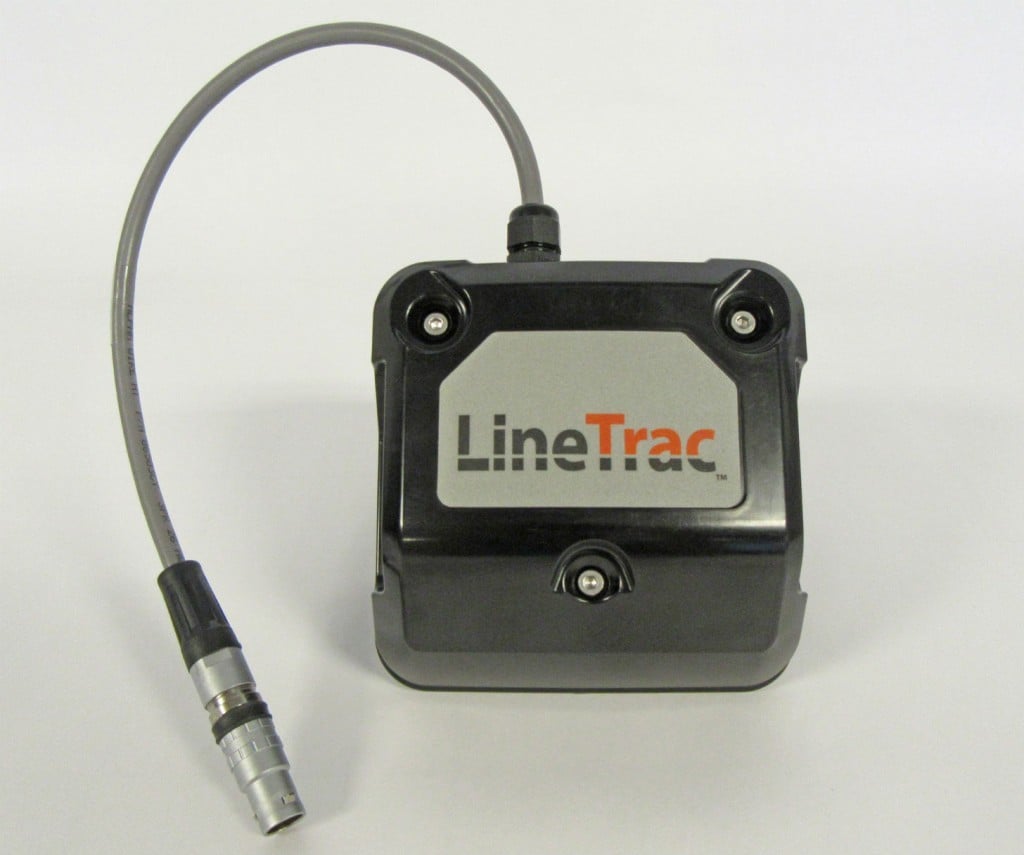 LineTrac employs a three-axis 50/60 Hz magnetometer that is used to locate powered and non-powered utilities.