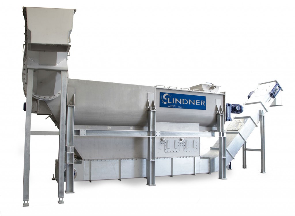 As a washing system for pre-shredded highly contaminated post-consumer plastic waste, the new Rafter takes its place in the recycling line between the Micromat WS wet shredder and a downstream Loop Dryer. All three systems form part of the new washing machine concept for plastics presented by the Austrian Lindner Group.