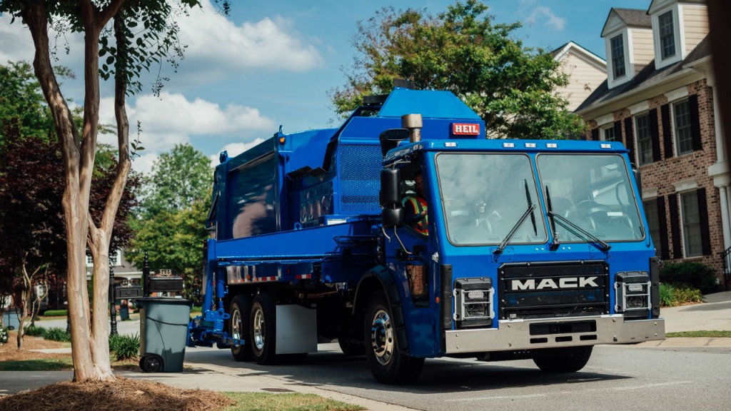 Mack GuardDog Connect, Mack’s integrated telematics solution, is now available and standard in all Mack-powered vehicles, including the Mack LR, Mack’s newest refuse model. Mack made the announcement  at the Canadian Waste and Recycling Expo in Toronto.