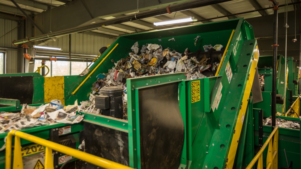 The FCC Dallas MRF system was designed by Van Dyk Recycling Solutions, with the goal of bringing Dallas closer to its goal of zero-waste by the year 2040.