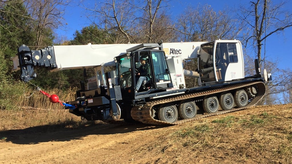 Prinoth announces Altec crane availability on tracked carriers