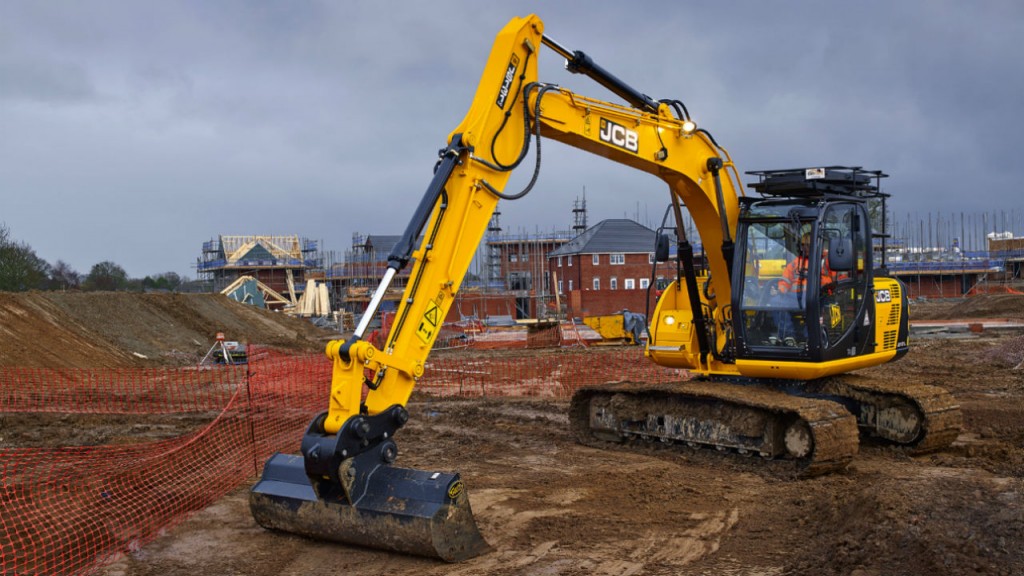 JCB launches new 30,000-pound excavator for rental customers