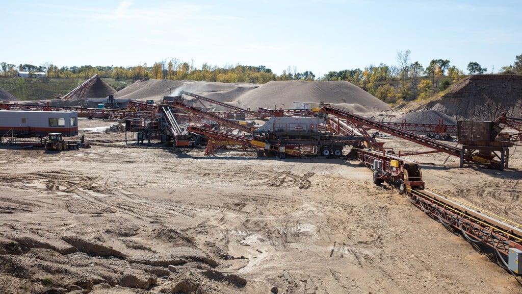Concrete company rock pit provides proving ground for aggregates equipment