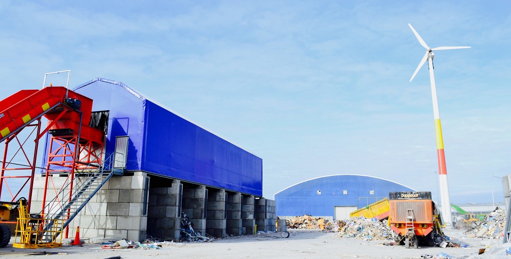  The Malmö, Sweden robotic sorting system is unique as it’s powered with the company’s own wind power.