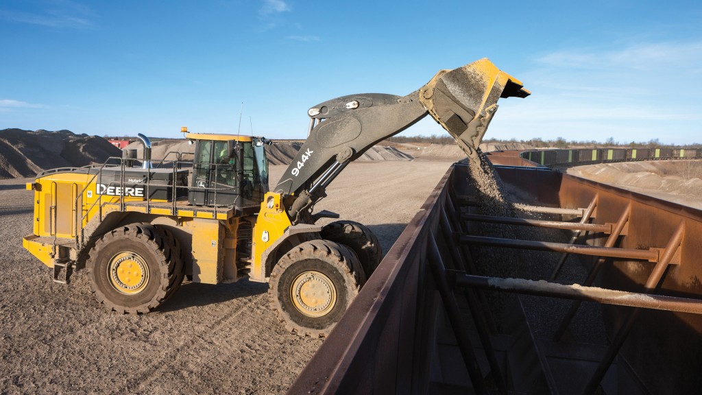 Deere offers 20,000-hour warranty on hybrid loader power electronic components