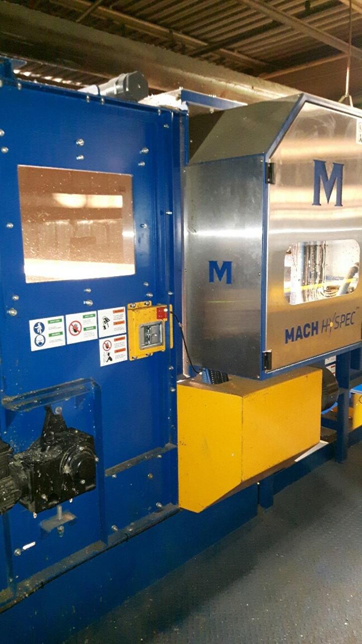 Machinex' Mach Hyspec optical sorter at the City of Hamilton MRF.