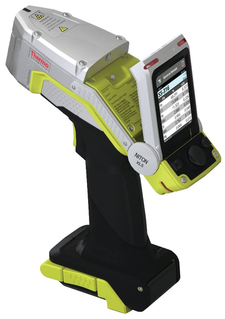 Thermo's Niton XL5 with screen.
