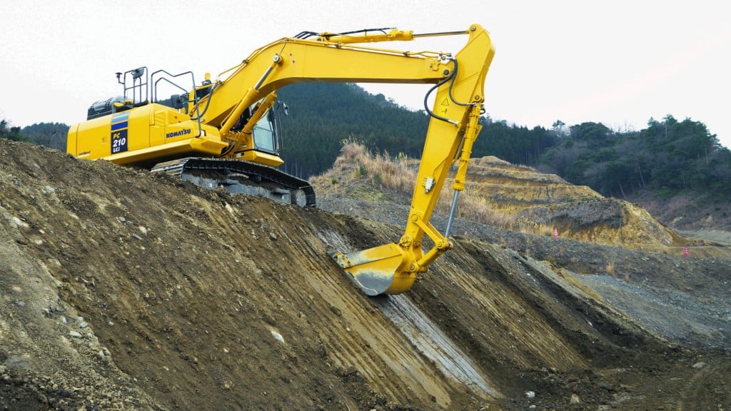 Komatsu excavator offers money-saving efficiency