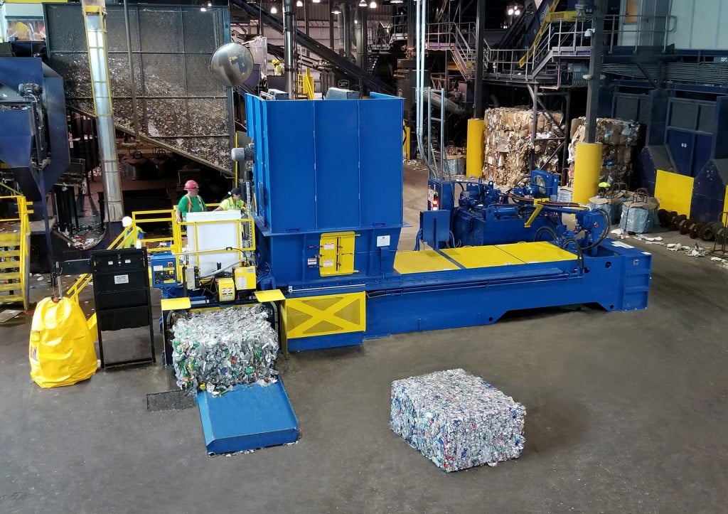 Two-ram balers –  rising star of recycling