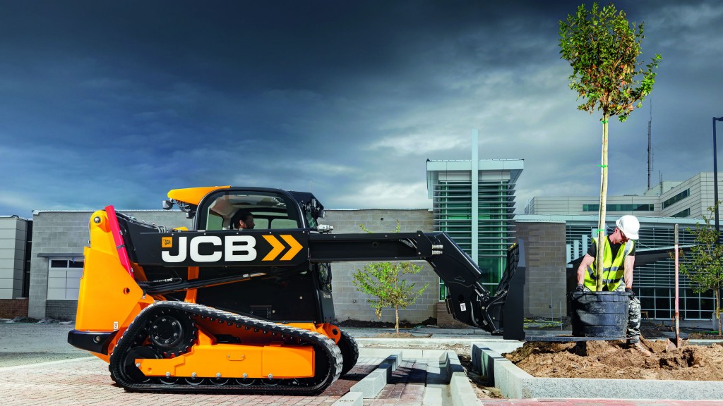 JCB displays Teleskid and compact excavator at Landscape Ontario Congress