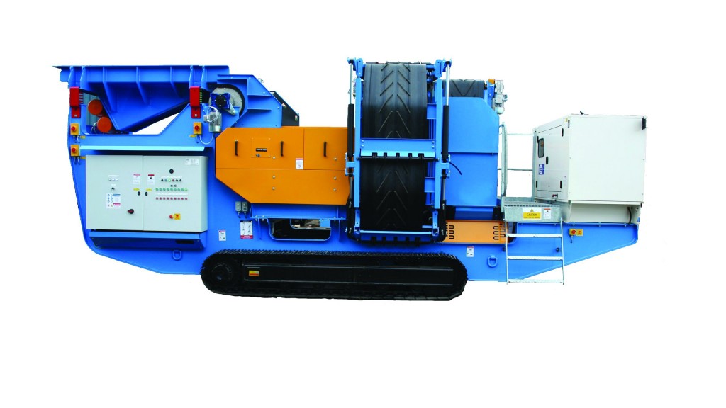 The Steelweld Strobe ECS comes on crawler tracks, with an on-board diesel generator and hydraulic power pack allowing for easy site manoeuvrability.