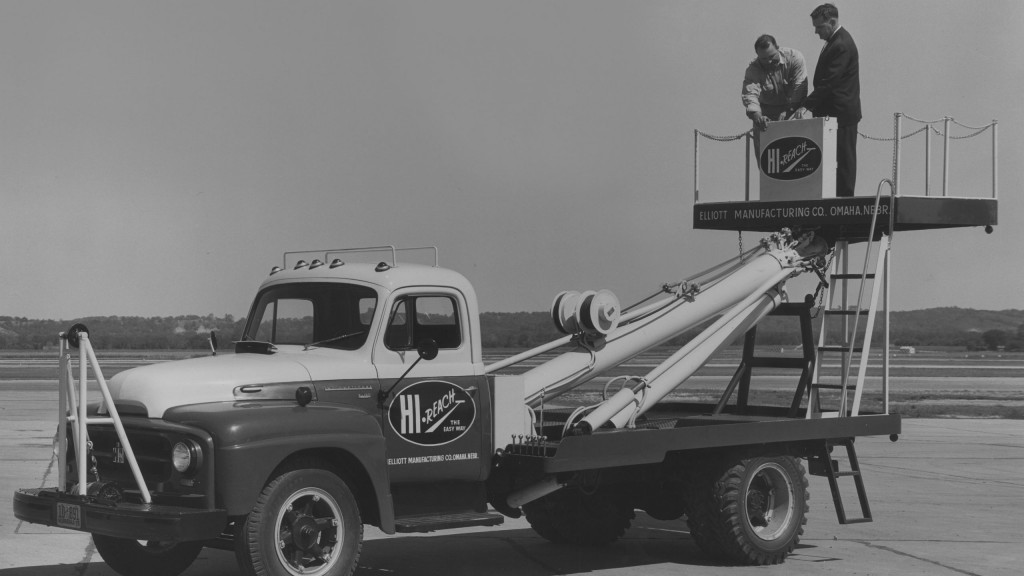 Elliott Equipment has been building HiReach platforms and other truck-mounted work tools for 70 years.