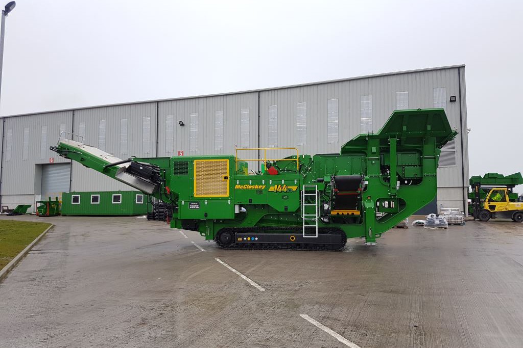 McCloskey International - I44v3 Crushing Plants