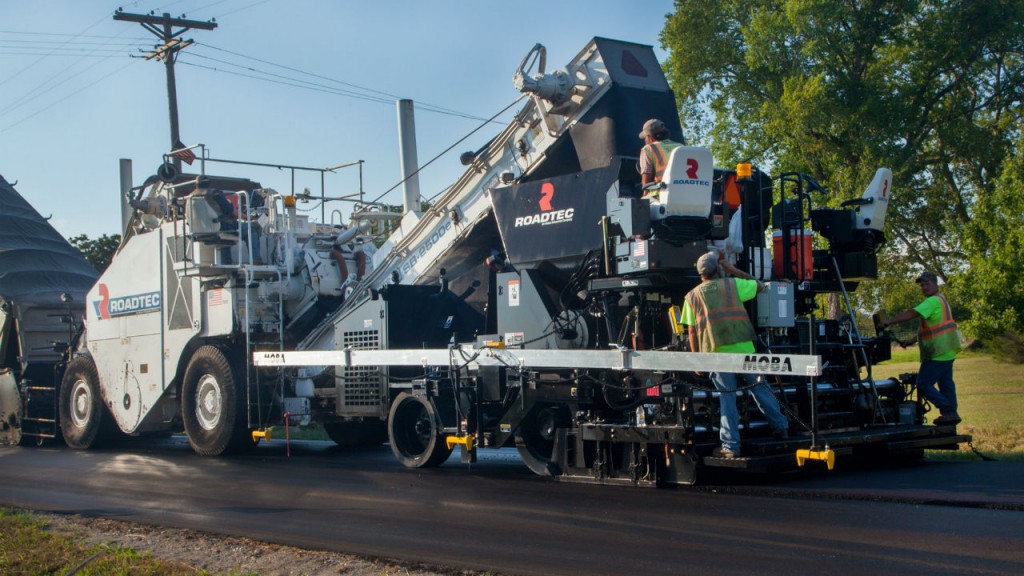 Roadtec says that the Stealth Paver is easy to operate from either side.