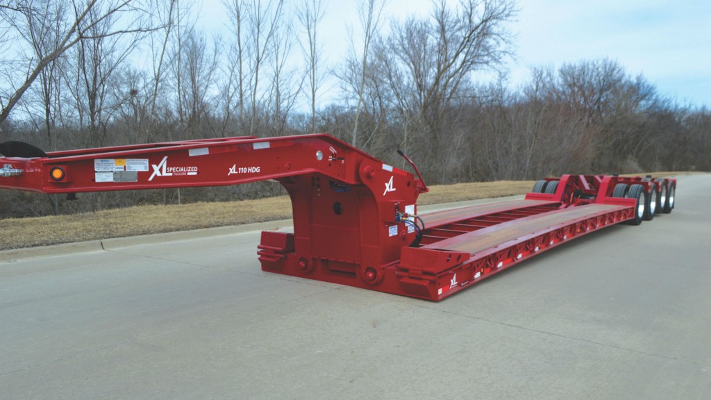 XL Specialized Trailers introduces newly designed low deck height hydraulic detachable gooseneck trailer