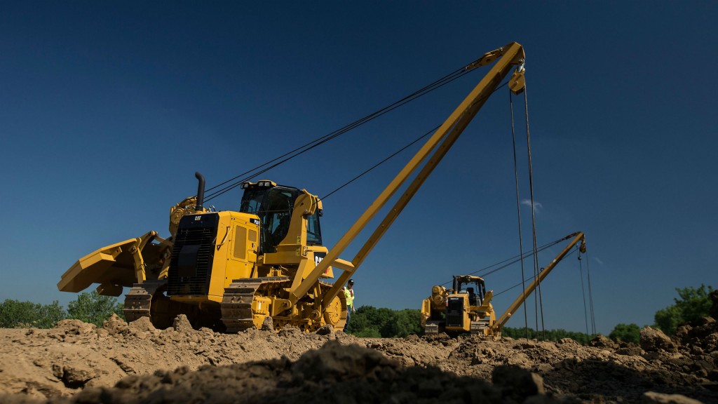 Cat updates PL61 pipelayer with added safety and performance