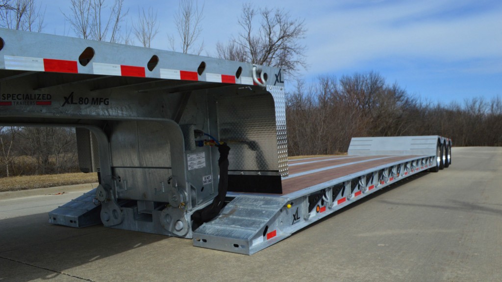 XL's Galvanized 80 MFG has a low base weight of approximately 15,600 pounds, offering added durability without sacrificing hauling capability.