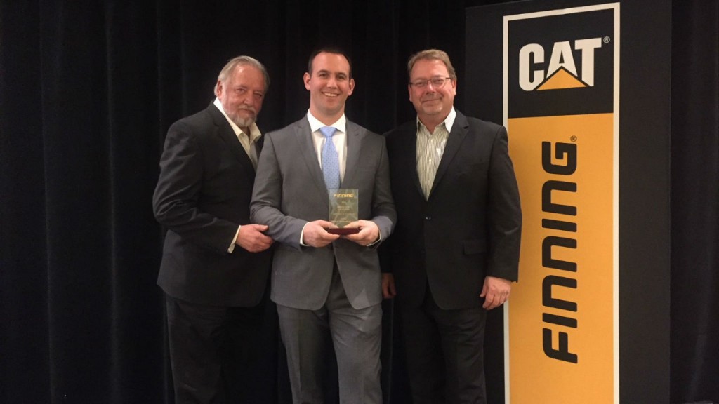 VMAC received the 2017 Innovative Solutions Supplier of the Year award from Finning.