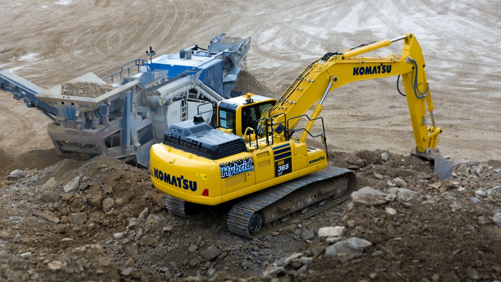 Komatsu Hybrid excavators strongly contribute to reduce Komatsu customers' carbon footprint and environmental impact, with up to 40 percent less fuel consumption and emissions.