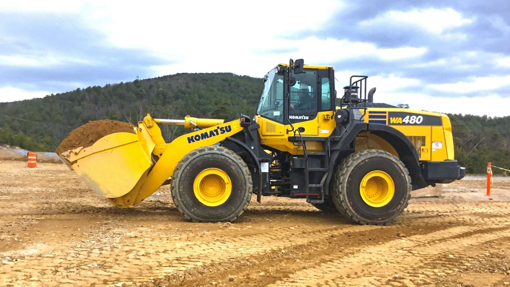 The WA480-8 is highly productive and more efficient to reduce fuel costs.