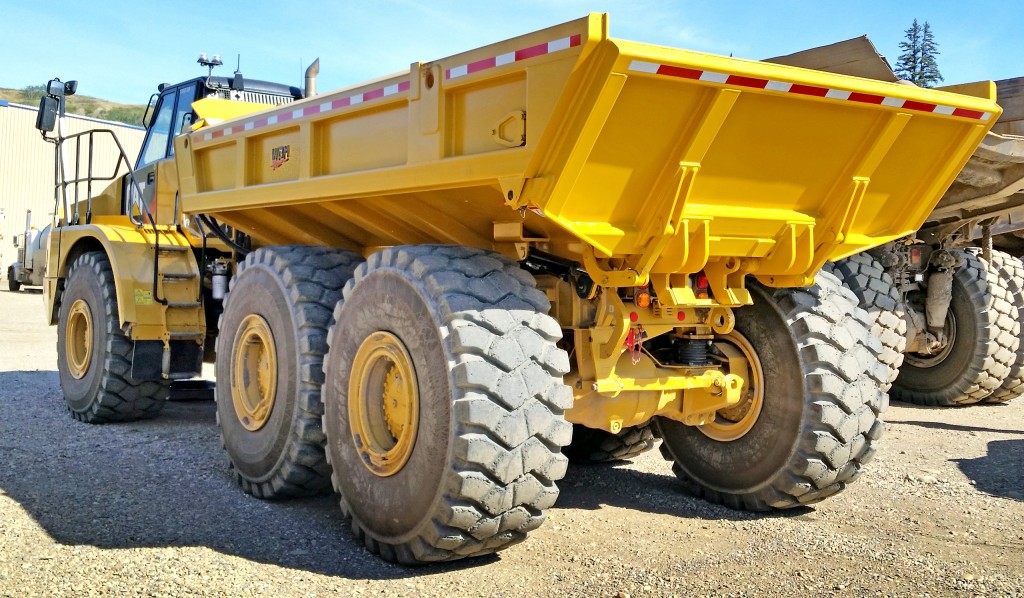 5 reasons to use an ejector body on an articulated truck