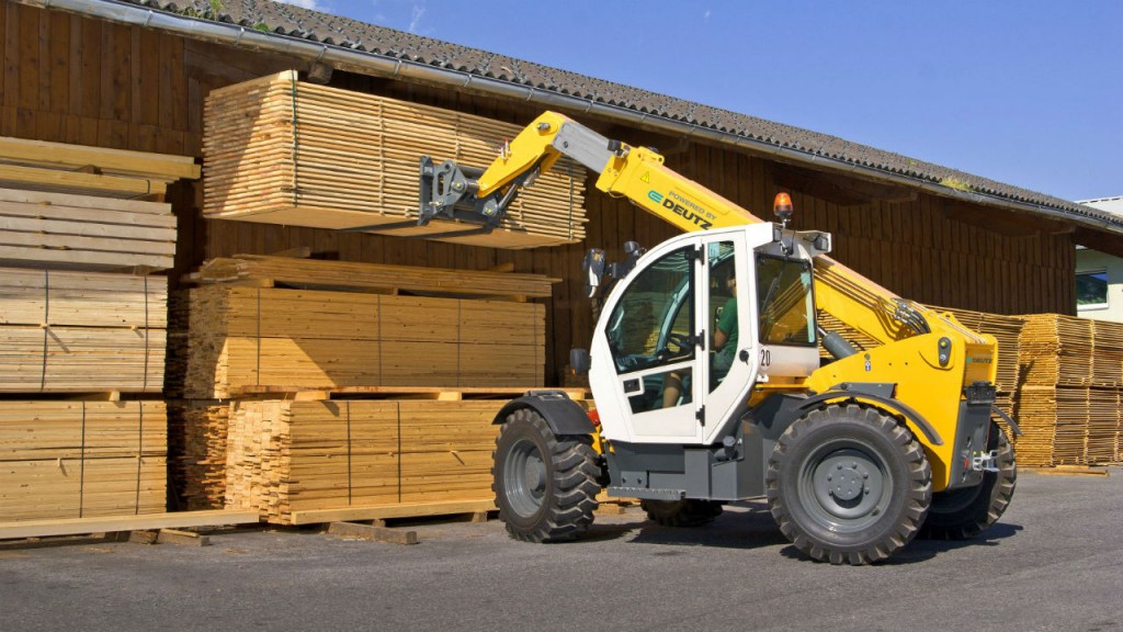 A telehandler powered by the new E-DEUTZ system.