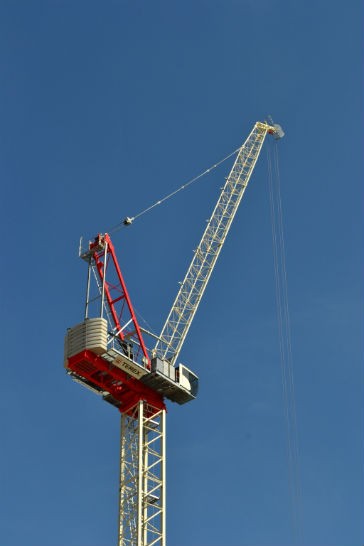 New luffing jib tower crane from Terex adds jib length