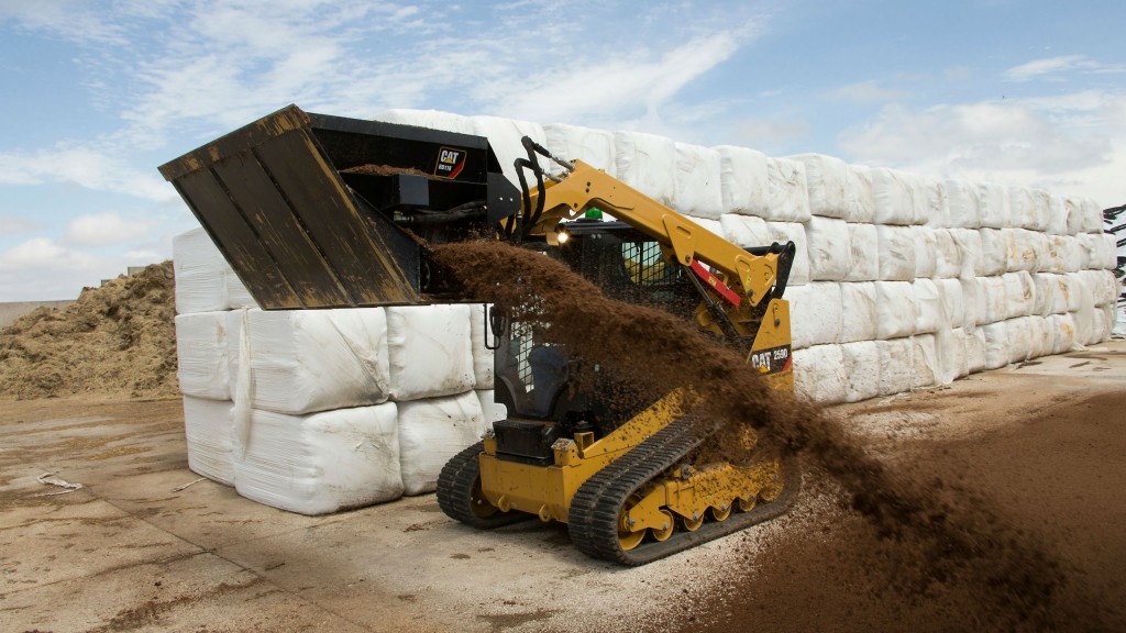 Caterpillar side discharge bucket