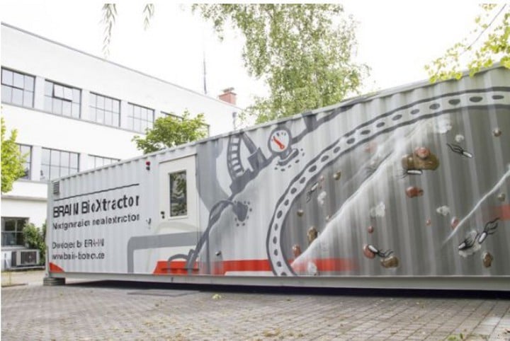 The first mobile BRAIN BioXtractor tech-scale operation unit is based at BRAIN’s headquarters in Zwingenberg, Germany. Image courtesy of BRAIN AG, Zwingenberg.
