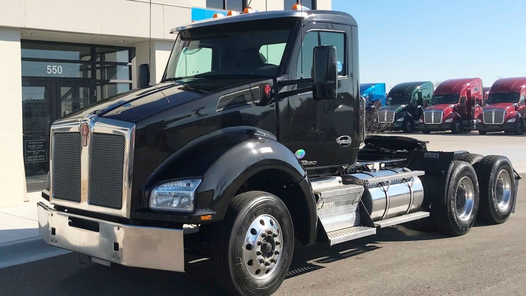 Pre-owned trucks including Kenworth T880s are eligible for an extended warranty through the new options.
