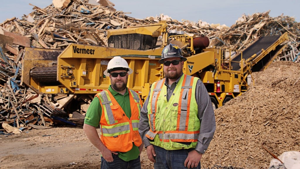 Mike Forsyth from WasteAway Recycling & Environmental, and Russ Cogar from Vermeer Canada, on site in Ontario with WasteAway’s HG6000 HOG with Damage Defense system.