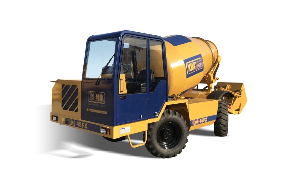 Carmix 45FX has been conceived on a grand scale: the concrete mixer has a capacity of 6100 litres with a mix yield of 4.5 m3, which means that a lot of concrete can be produced in a short time.