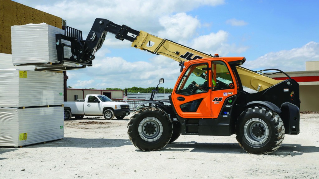 Currently available for its 1644 and 1732 high capacity telehandlers, SmartLoad Technology will be available as an option on all JLG telehandlers over the next 12 months.