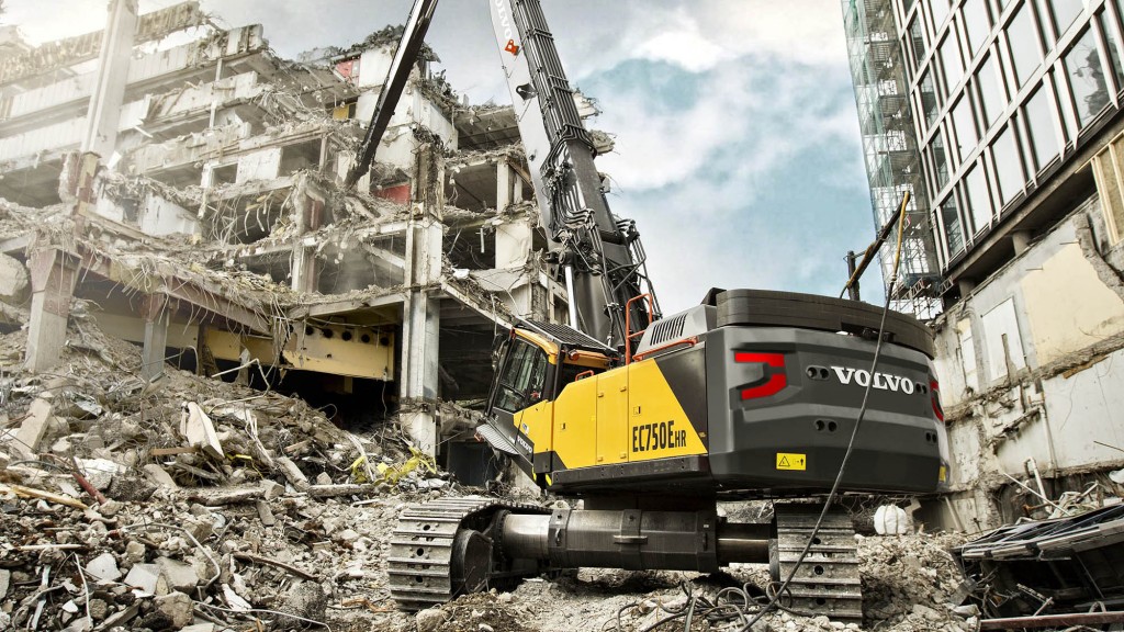 "The EC750E HR is based on our popular EC750E crawler excavator but has been substantially re-engineered for high-reach deconstruction purposes with a heavier and wider undercarriage and factory-fitted guarding," said Walter Reeves, sales manager for demolition products at Volvo Construction Equipment.