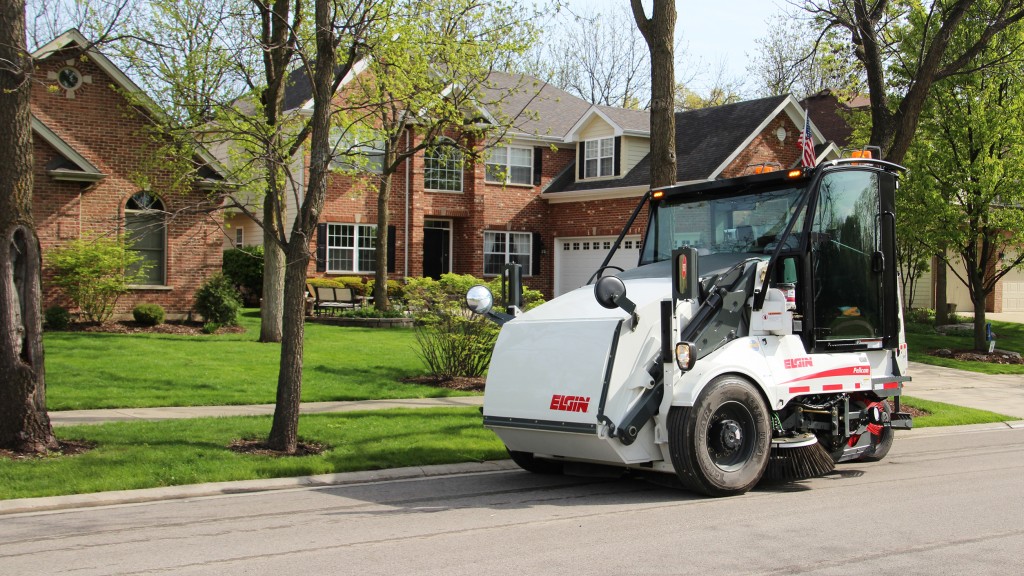 Elgin Sweeper has partnered with RoadBotics, Inc., to offer Florida’s 400-plus municipalities the ability to collect road condition data during sweeping operations using Elgin Sweeper street sweepers, like the Elgin Pelican broom sweeper.